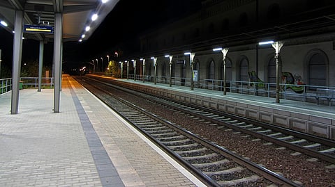 This haunted railway station in West Bengal became the centre of ghost stories