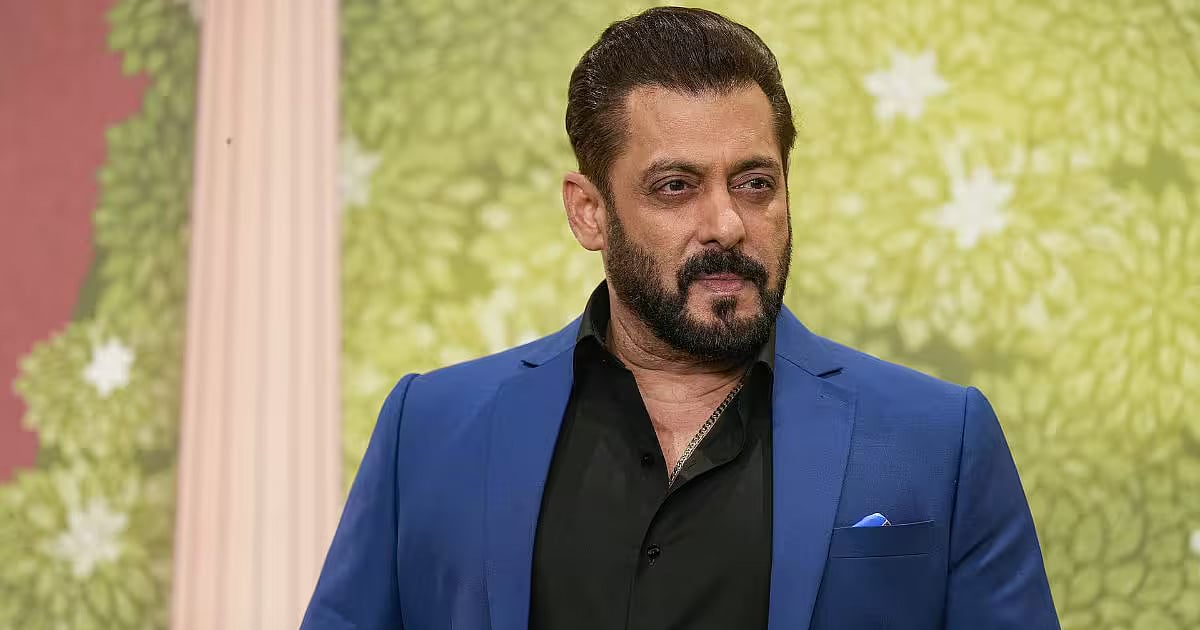 ‘जो डर गया वो मर गया’: सलमान खान ने ऑनलाइन आलोचकों का मुंह बंद करने के लिए कपड़े उतारे