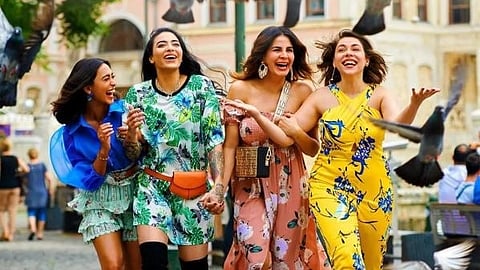 How to build a vibrant social life without your phone
