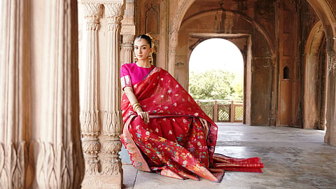 Silhouette from Noore by Banarasiya