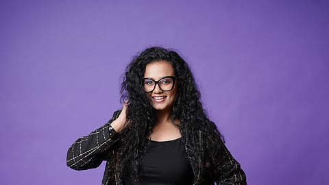 Indian Idol 15 winner Manasi Ghosh releases Thumuk, a vibrant track seamlessly blending nostalgic Kolkata festive vibes with contemporary pop beats
