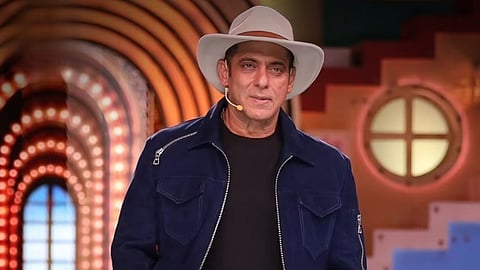 Salman Khan has urged actresses to stand up against unwanted paparazzi pictures
