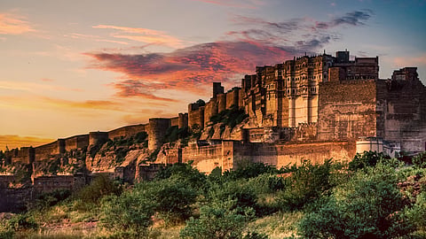 A complete guide to experiencing the rich heritage and stunning vistas at the best forts in India