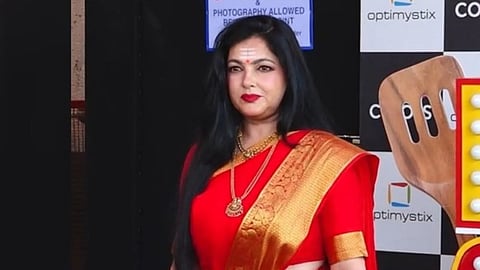 Mamta Kulkarni dances to her 1990s hits at Rajasthan Film Festival