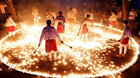 Mashal Raas, a traditional folk dance introduced in Jamnagar in 1957