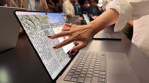Apple’s big Mac moment: Touchscreens come to MacBook Pro