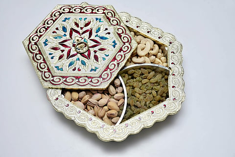 Special Diwali hampers in Bikanervala