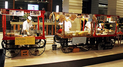 From baida roti to faloodas – relish an array of Mumbai street food at the Courtyard by Marriott