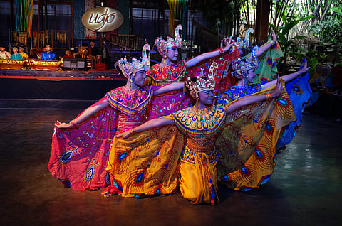 A performance at the Udjo cultural centre