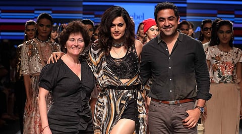 Ritu Kumar brought the breezy Hip Hop Baroque 90’s trends to LFW