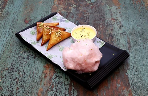 Gajar halwa samosas paired with cotton candy. Wait, what?