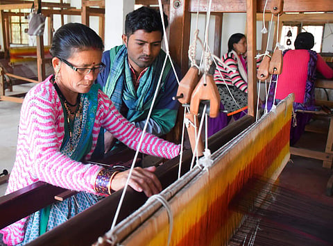 The fifth edition of SKV's Bhujodi to Bagalkot will feature the works of weavers from Kutch, Bagalkot, and Kumaon