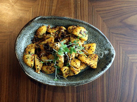 Stir-fried water chestnut