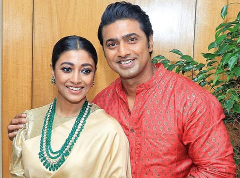 Dev and Paoli at the premiere of Sanjhbati