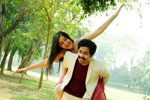 Actors Riddhi Sen and Surangana Bandyopadhyay