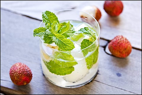 Litchi mocktails