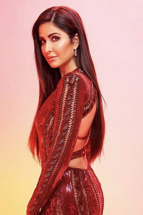 katrina kaif backless dress Katrina Kaif brings sexy back on the IIFA red carpet