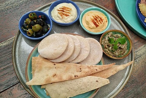 JustBe RestoCafe