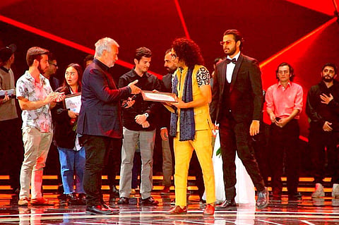 Independent filmmaker Rajnish Baba Mehta receives Human Solidality award