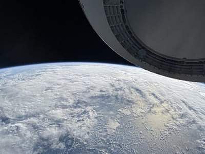 An Earth image shot on iPhone by SpaceX crew shared on Twitter