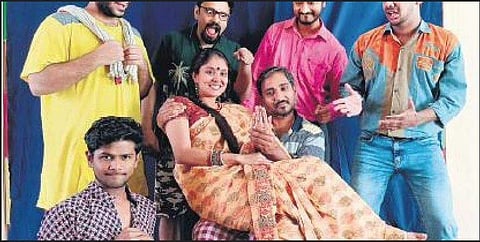 Cast of the play