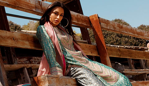 Barkha in Qbik