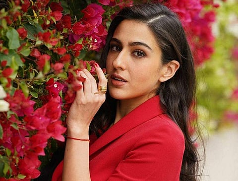 Sara Ali Khan comes bearing gifts