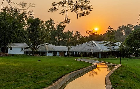 Saltt, Karjat