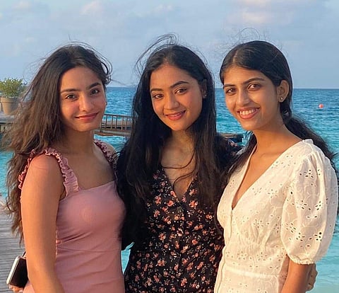 Nithyashree Kalyan,Samhita Tera and Gayathri Kommera from Fresh Serve