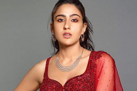  Bengaluru's Madhurya Creation designs Sara Ali Khan's sari for the The Global Citizen Concert Mumbai chapter