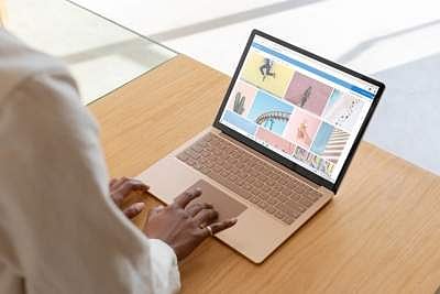 New report: Two in three Indians addicted to being online because of COVID-19