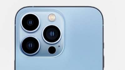 Apple iPhone 13