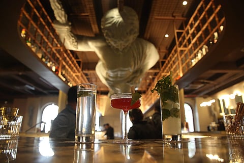 The bar at Olterra
