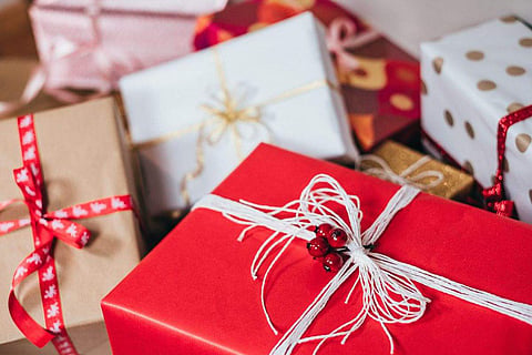 here are some gifting options for Diwali