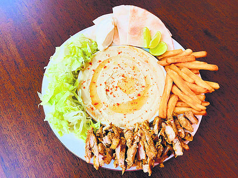 Hummus plate