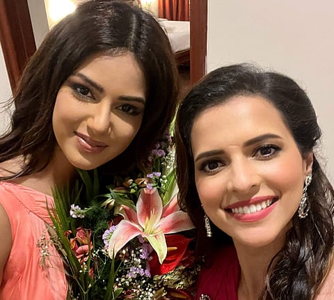 Harnaaz & Paloma