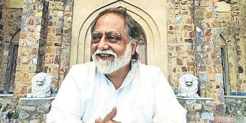 Amir Raza Husain