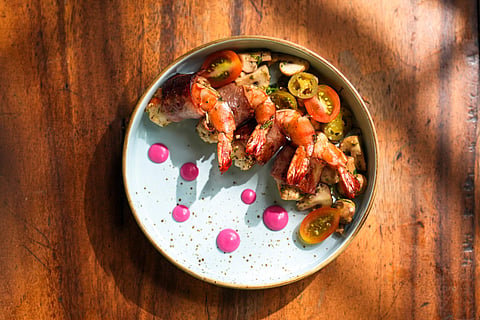 Prawn baconery