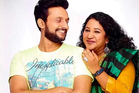 Zeeshan Ayub and Rasika Agashe 