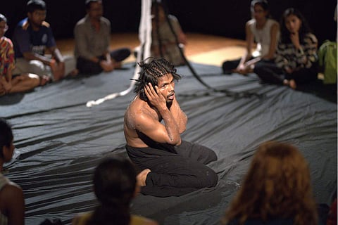 Surendra Tekale’s ‘Lost in Oscillation is a compelling contemporary dance piece