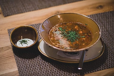 This fibre-rich vegetable soup recipe is perfect for those chilly winter evenings before dinner