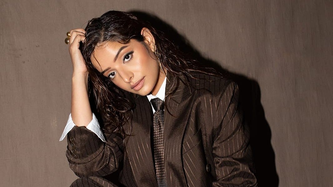 Lisa Mishra set to share screen with Zeenat Aman in ‘The Royals’