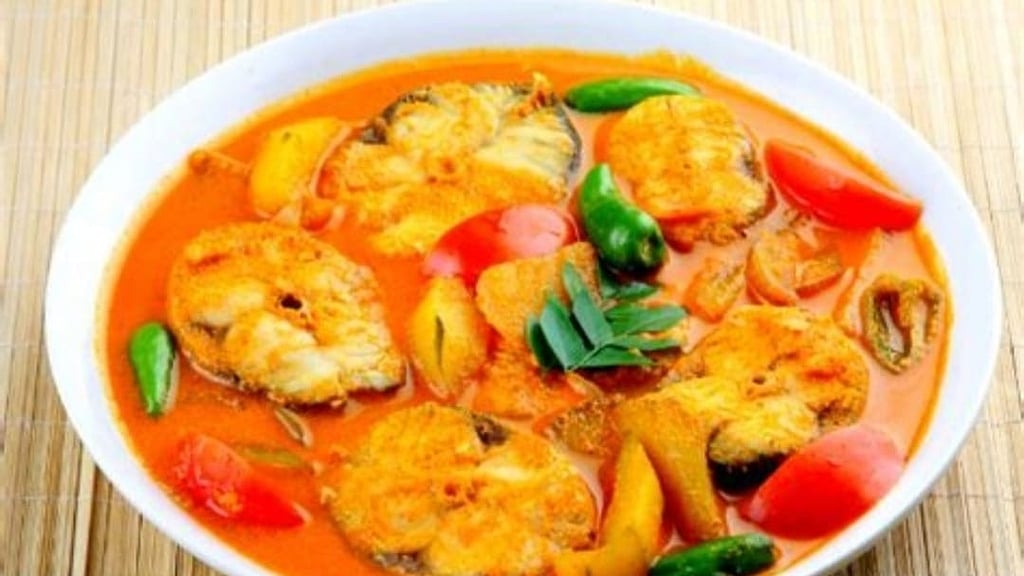 Try this traditional Assamese Masor Tenga for your mid-week cooking drill