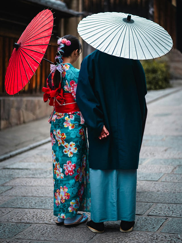 5 symbolic meanings of a Japanese umbrella