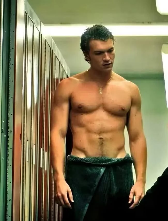 why the internet is obsessed with Heated Rivalry's Ilya Rozanov