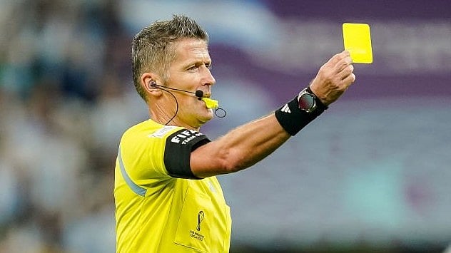 FIFA introduces a second yellow card amnesty period at the World Cup