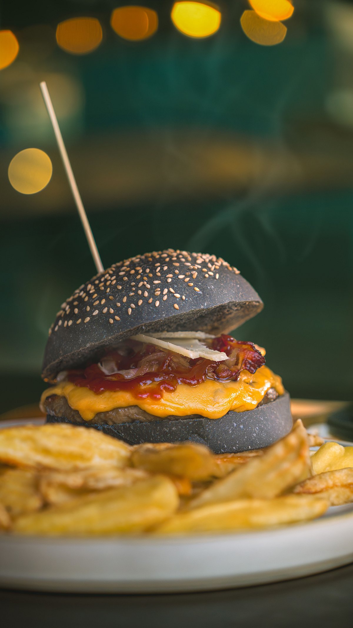 7 Naturally black and purple items to include in your Halloween menu
