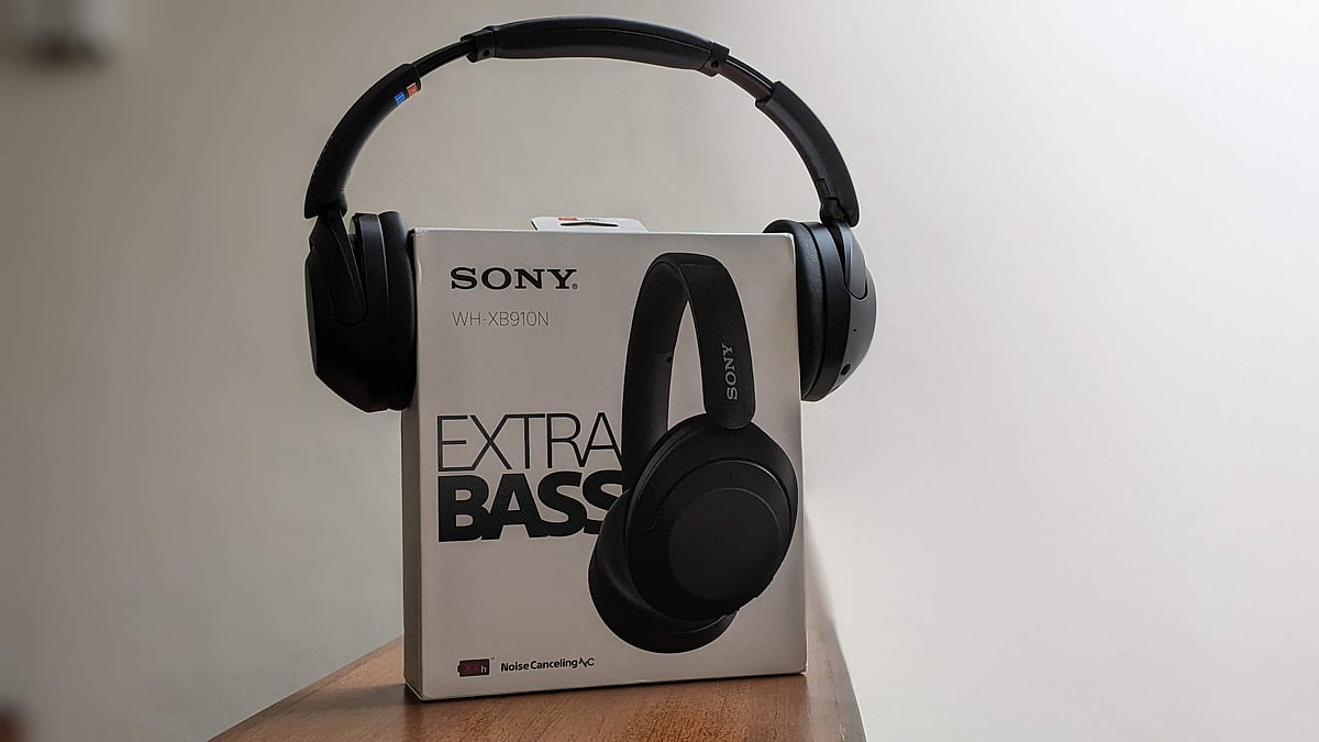 Sony WH-XB910N wireless headphones review: Pump up the bass