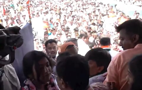 ದೈಹಿಕ ಹಲ್ಲೆ, ನಿಂದನೆಯ ದೃಶ್ಯ 