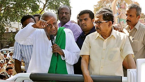 ದೇವೇಗೌಡ ಮತ್ತು ಪರಮೇಶ್ವರ್ 